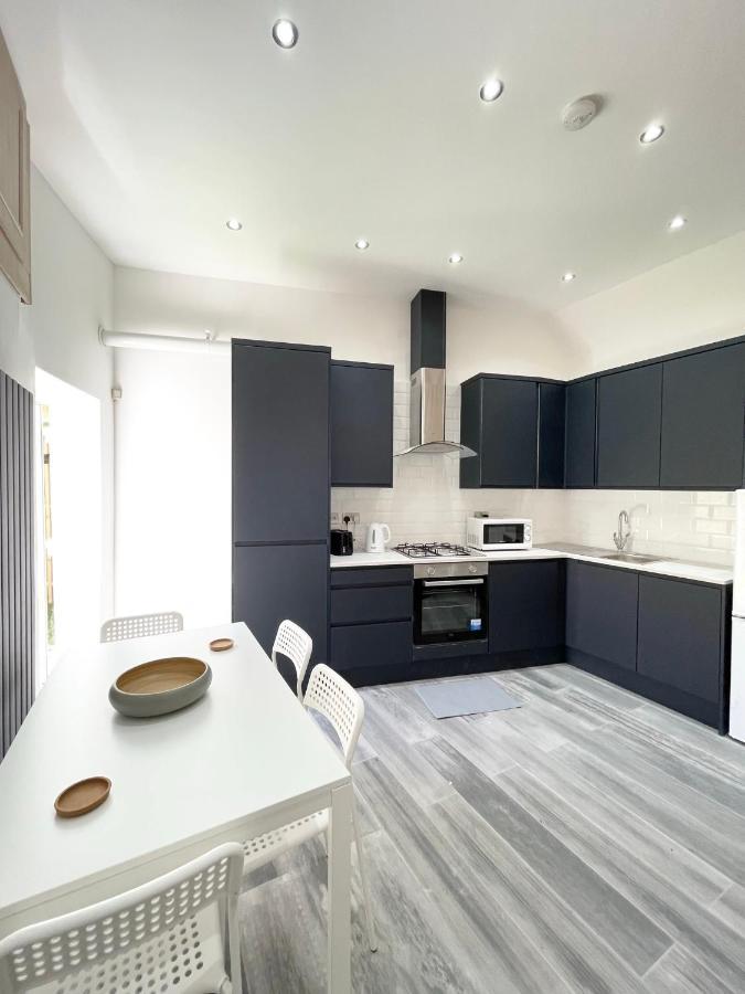 Lovely 4 Bed Apartment Perfect For Families! 伦敦 外观 照片