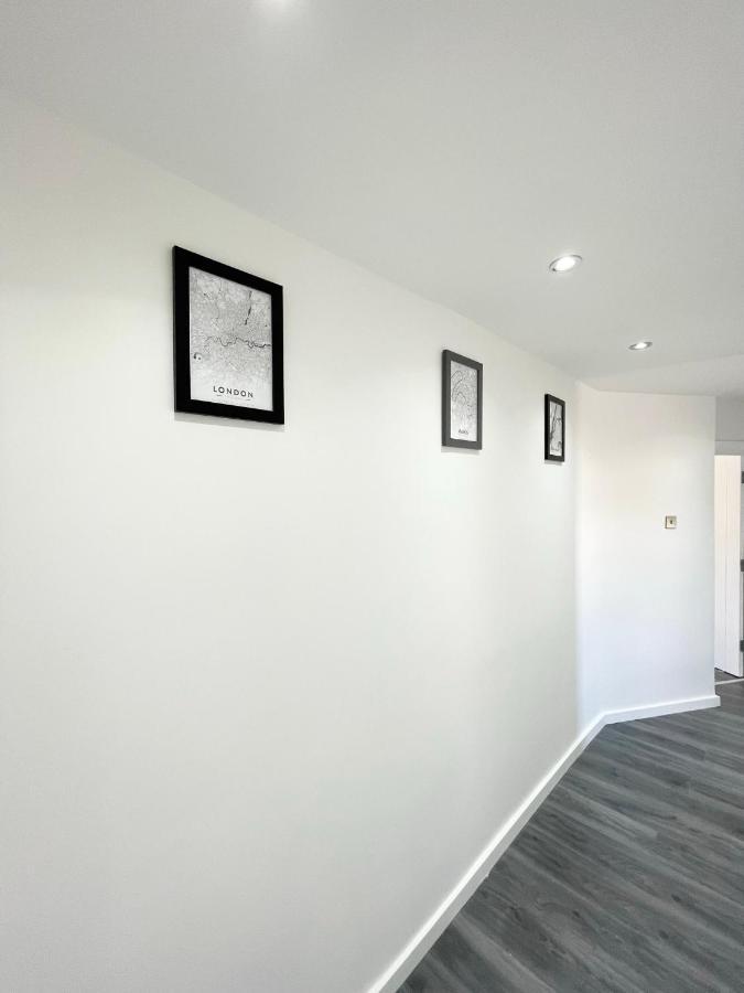 Lovely 4 Bed Apartment Perfect For Families! 伦敦 外观 照片