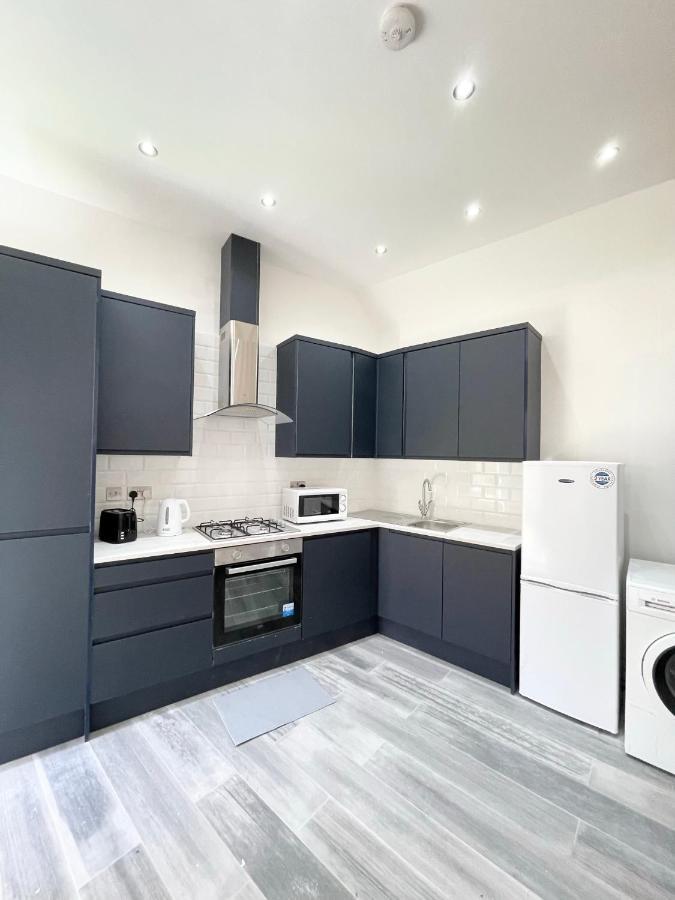 Lovely 4 Bed Apartment Perfect For Families! 伦敦 外观 照片